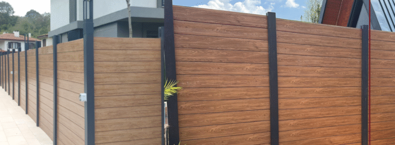Fence Accessories